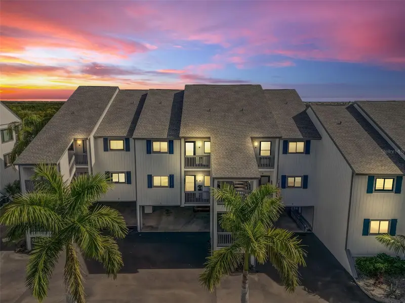 803 Bahia Del Sol Dr #B, FL