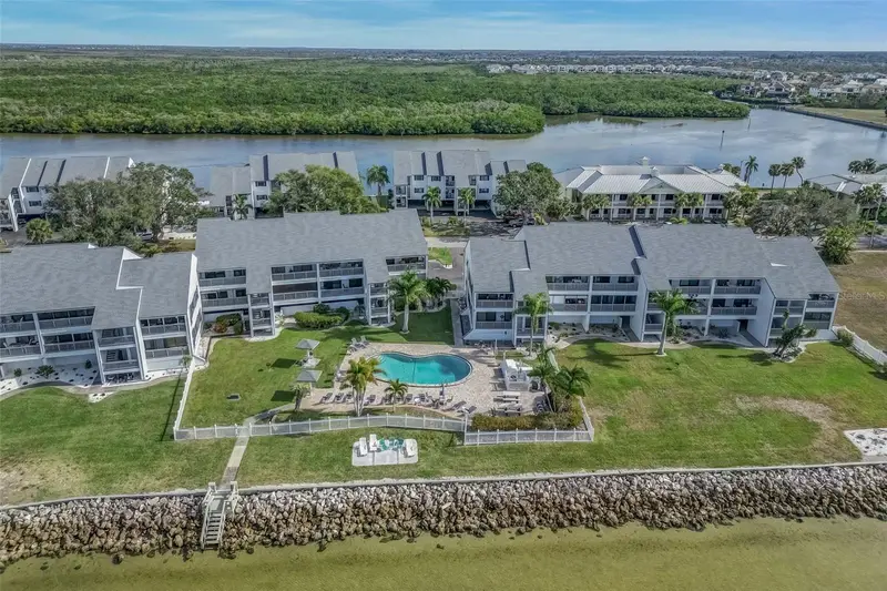 803 Bahia Del Sol Dr #B, FL