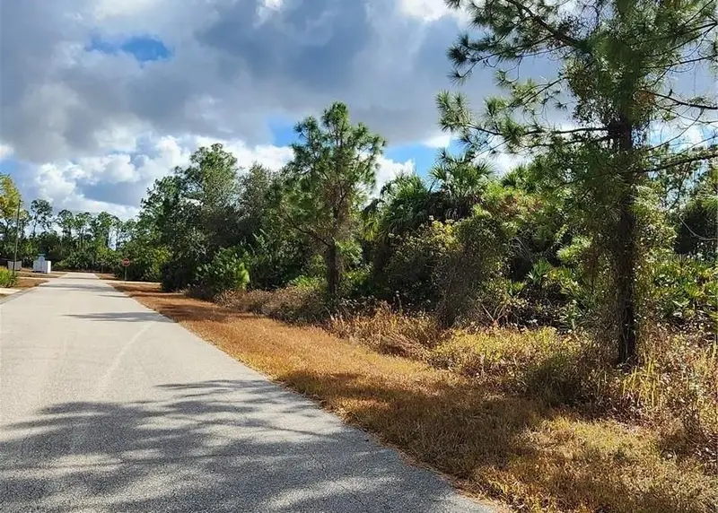 Filbert St, FL