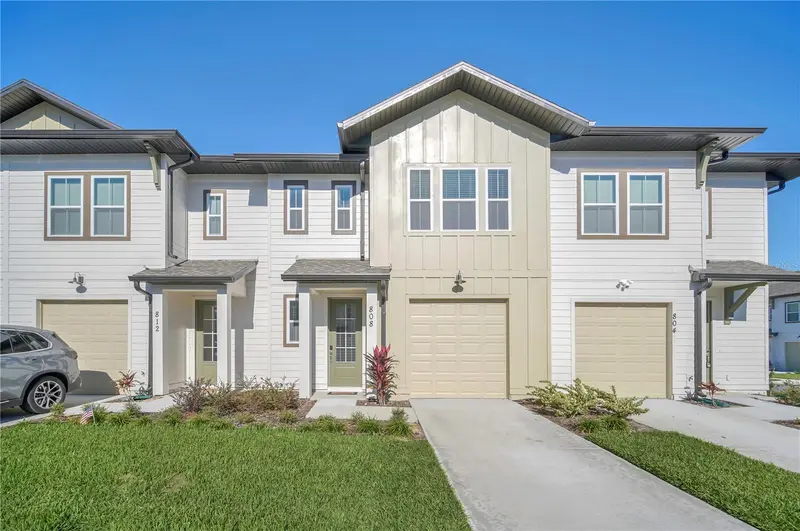 808 Longboat Dr, FL