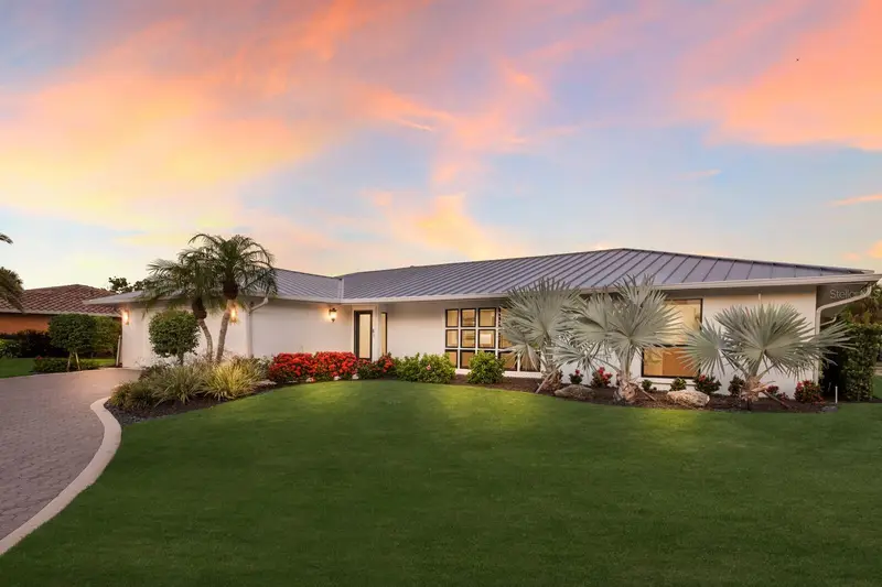 510 Putter Ln, FL