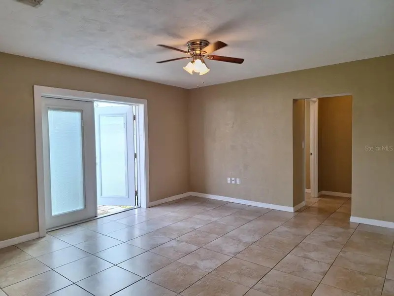 463 Corbin Park Rd, FL