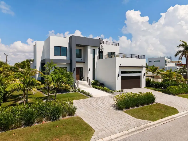 1212 Center Pl, FL