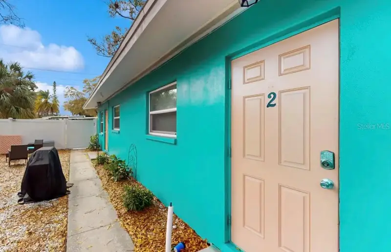 726 Stremma Rd, FL