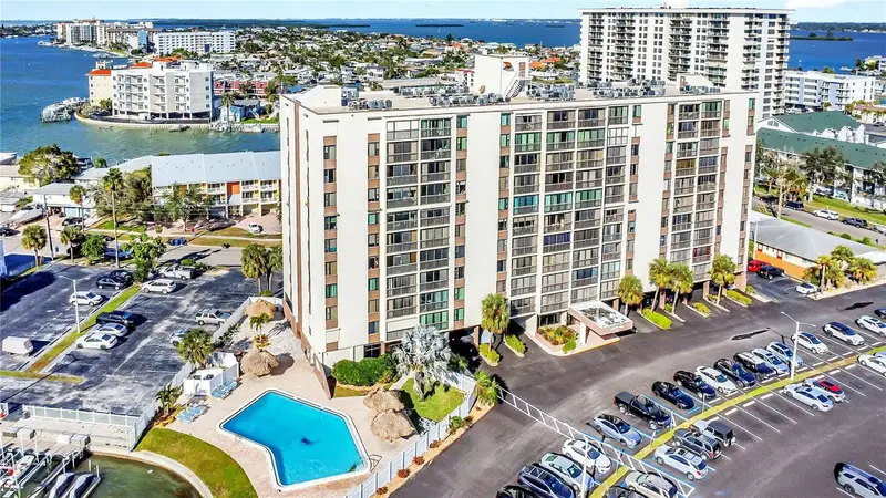 255 Dolphin Pt #407, FL