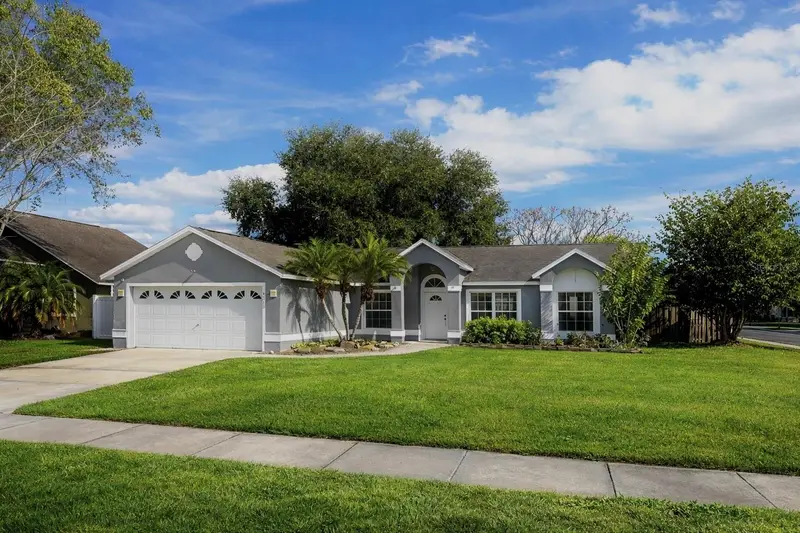 4215 Red Bird Ave, FL