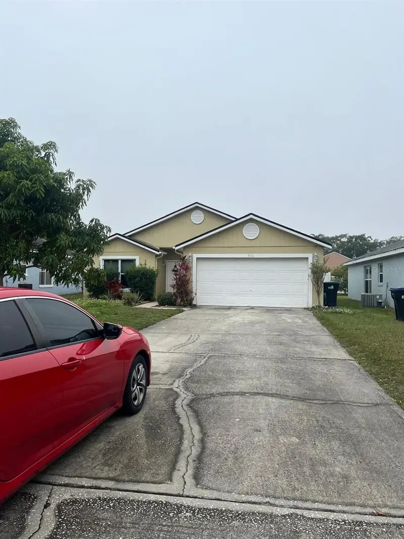 916 Ponderosa Pine Ct, FL
