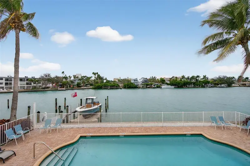 12100 Capri Cir S #203, FL