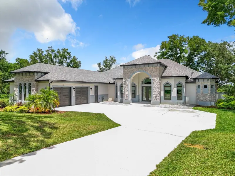 20404 Wolf Springs Ct, FL