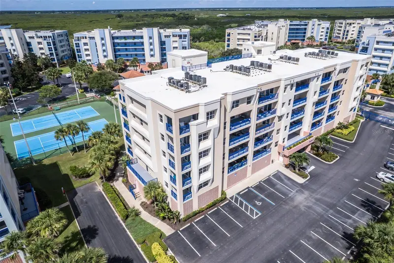 5300 S Atlantic Ave #20-401, FL