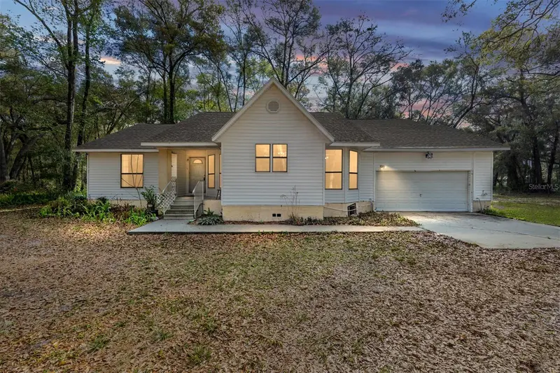 5538 Se Highway 42, FL