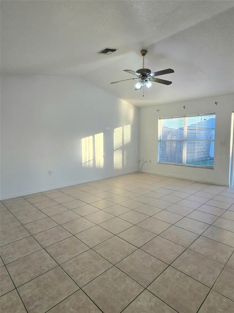 737 Bittern Ln, FL