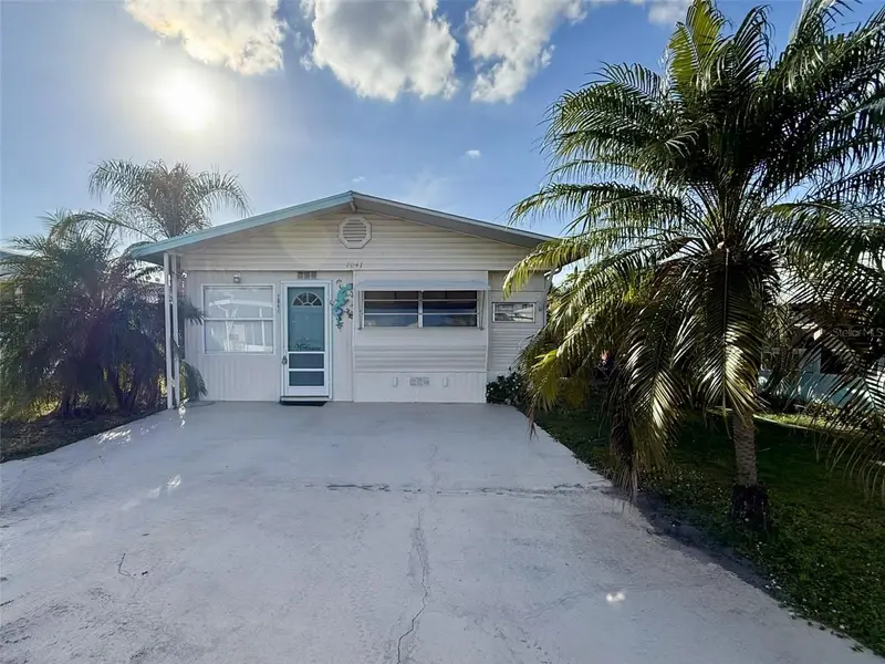 7041 Fairview Village Cir, FL