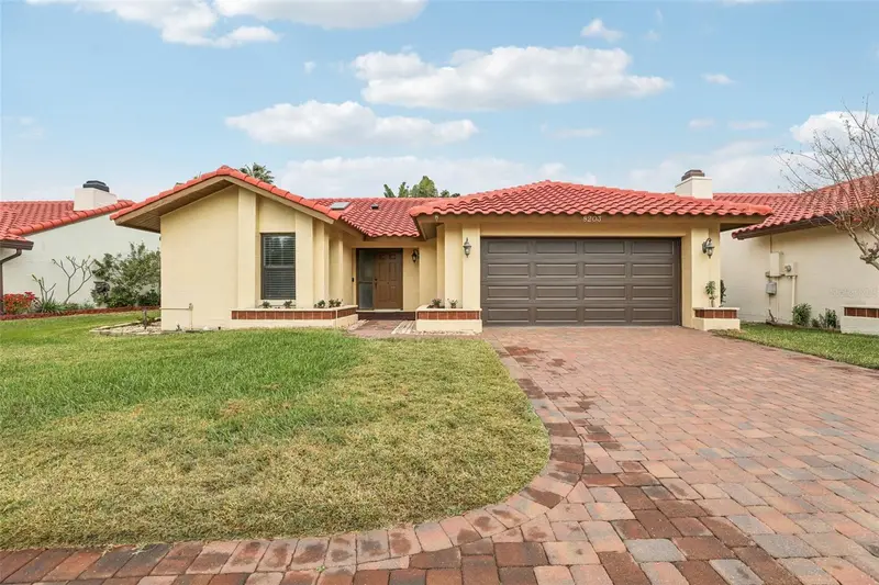 8203 Andalucia Ct, FL