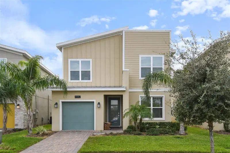 8942 Cabot Cliffs Dr, FL
