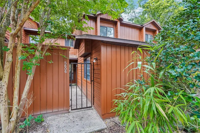 5606 Sw 8th Pl, FL
