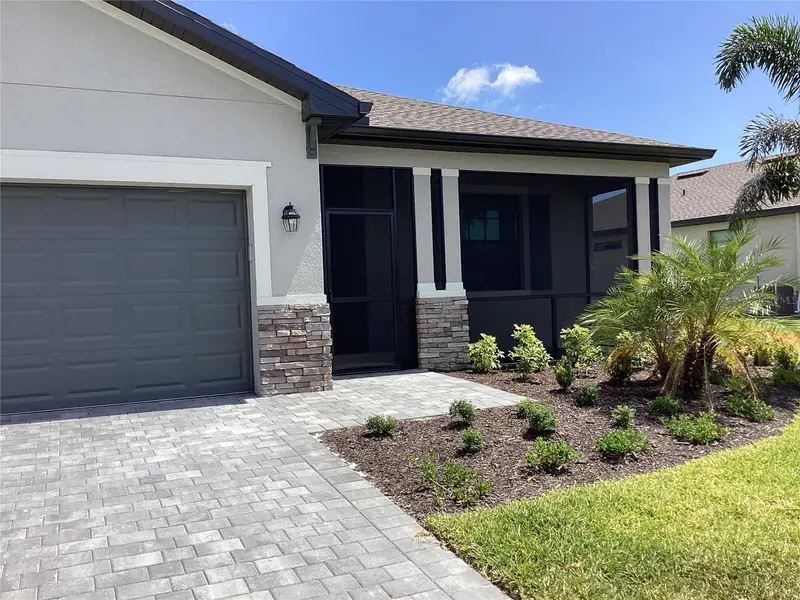 1689 Saddlewood Cir, FL