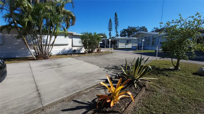 3275 26th Ave E #165, FL