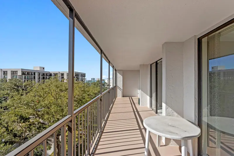 220 Belleview Blvd #702, FL