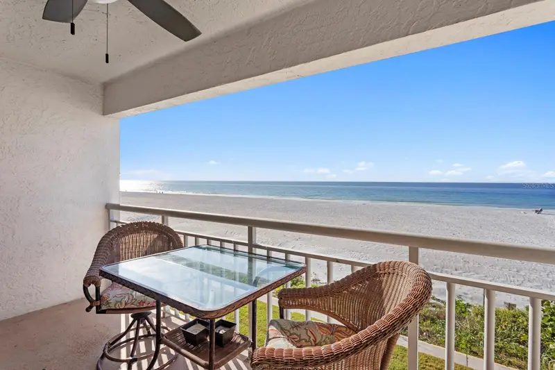 2900 Gulf Blvd #211, FL