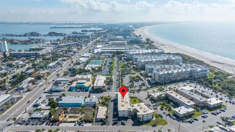 6767 Sunset Way #206, FL