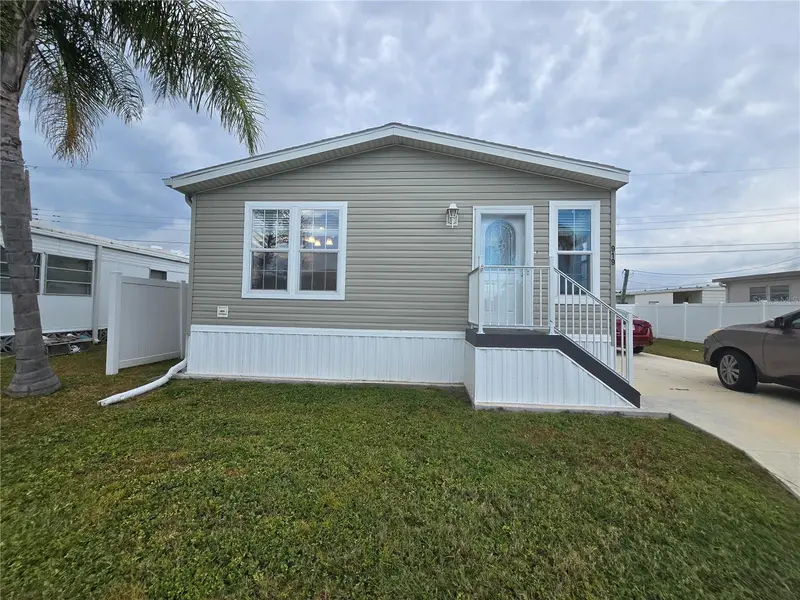 919 50th Ave W, FL