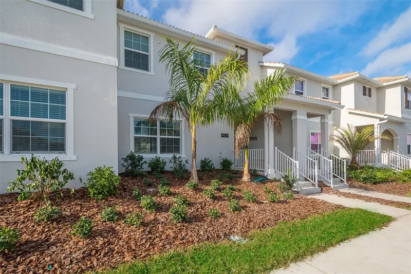 4834 Love Storey Ln, FL
