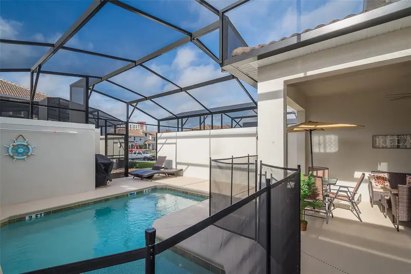 4834 Love Storey Ln, FL