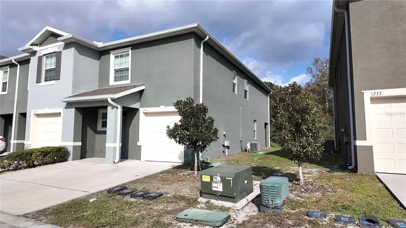 1241 Yellow Finch Dr, FL