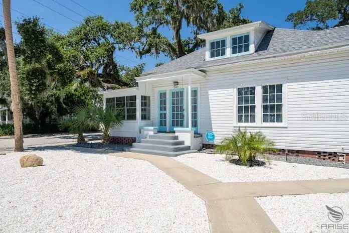 301 Live Oak Street, FL