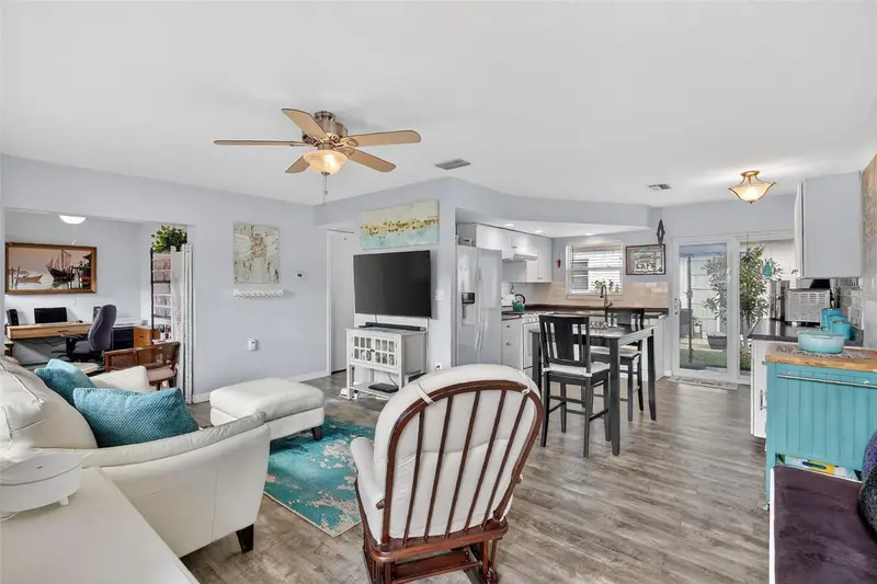 7825 38th Ter N #7825, FL