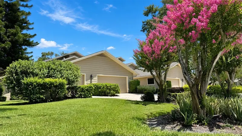 1127 Royal Troon Ct, FL
