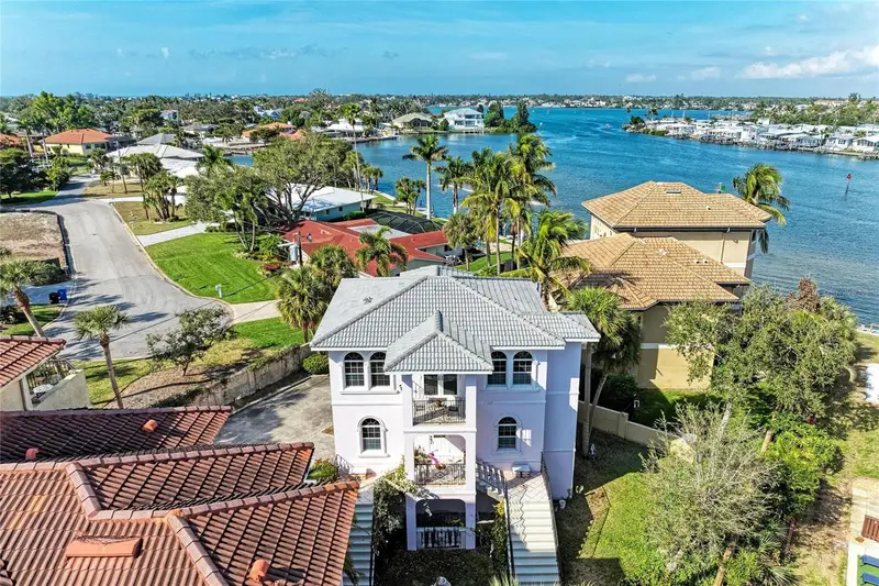 282 Santa Maria St, FL