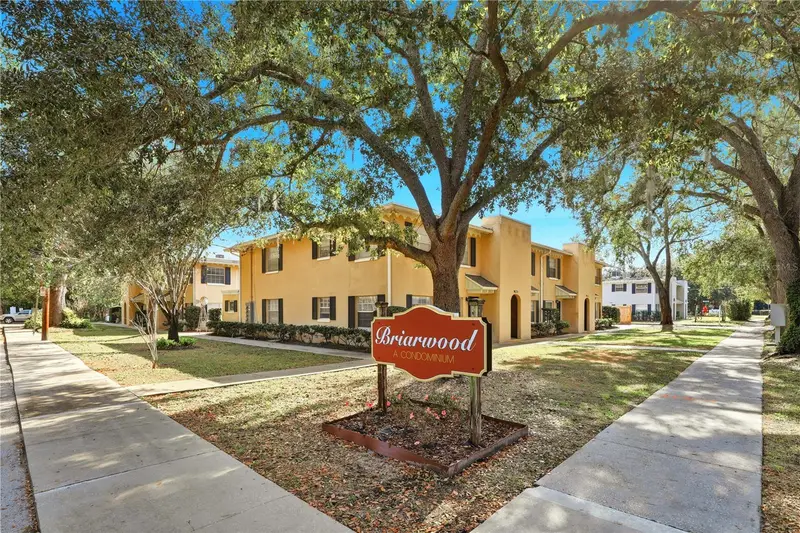 1002 W Par St #16, FL