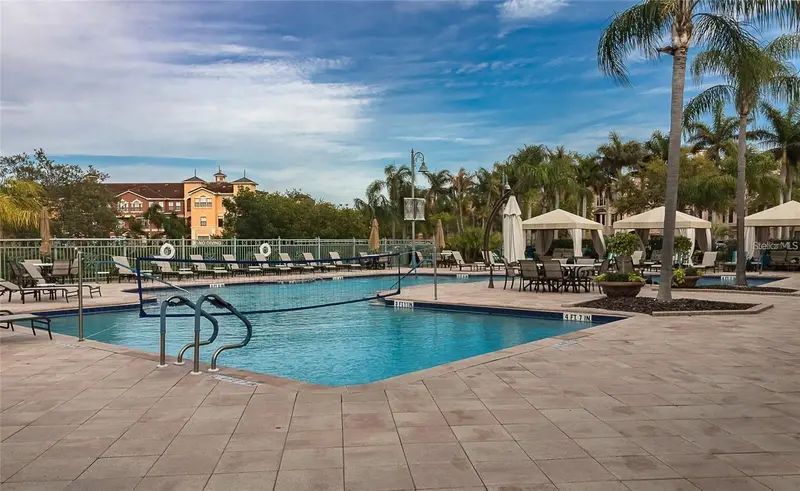 2730 Via Tivoli #332b, FL