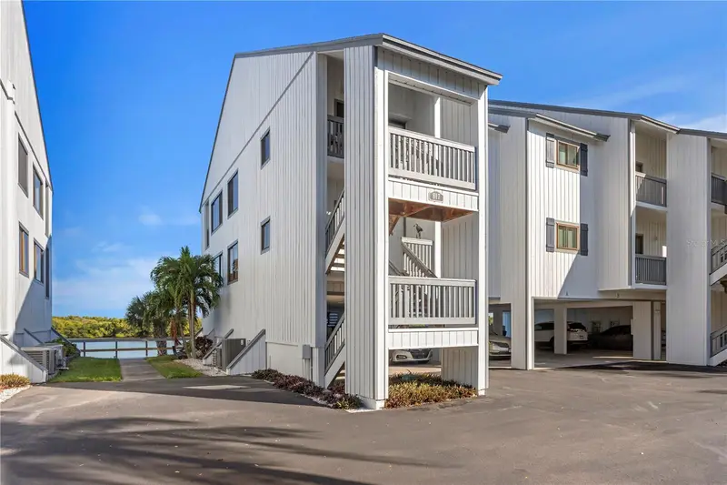 817 B Bahia Del Sol Dr #40, FL