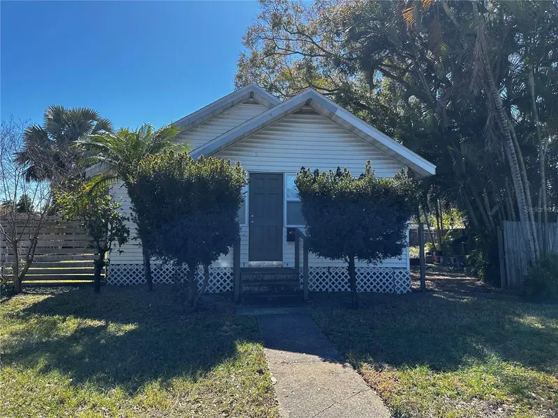 3630 38th Ave N, FL