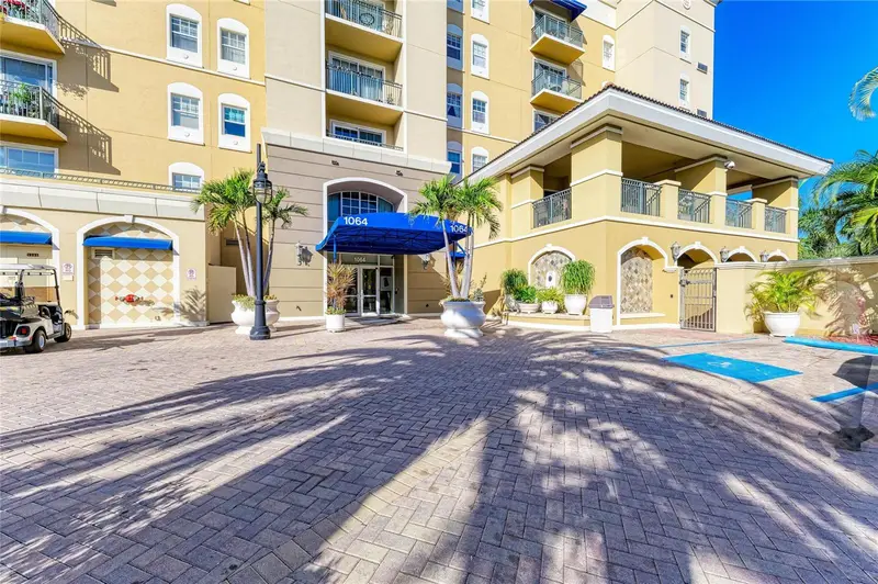 1064 N Tamiami Trl #1212, FL