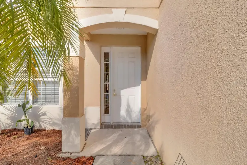 2827 Sand Arbor Cir, FL