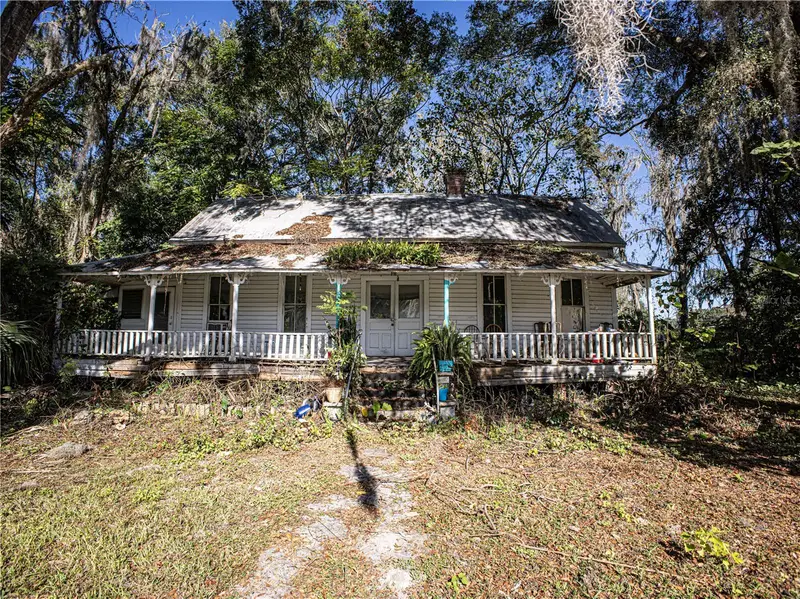 2440 Cr 522, FL