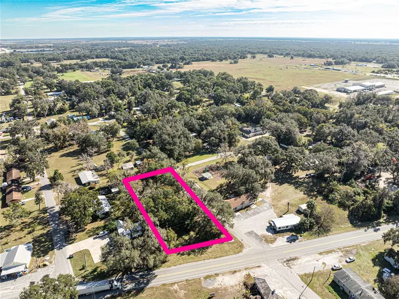 2440 Cr 522, FL