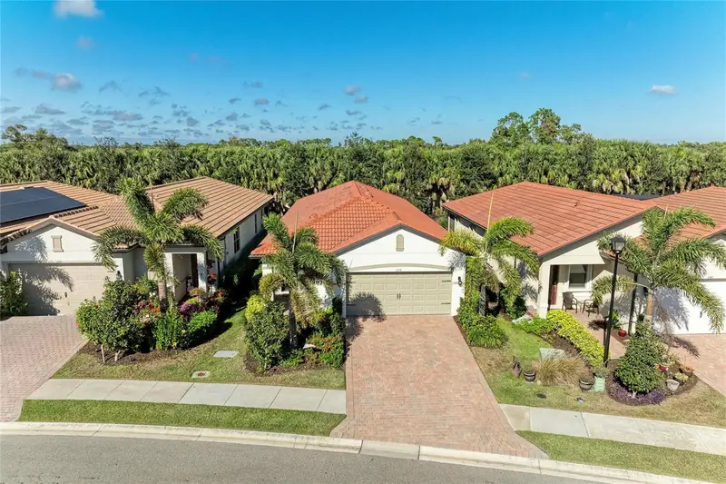 236 Soliera St, FL