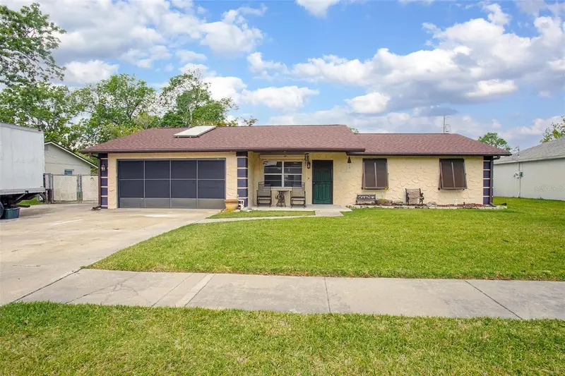 792 Bennett Rd, FL