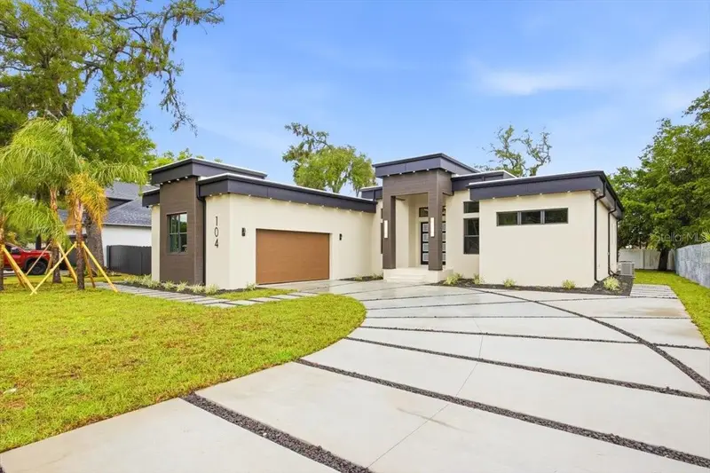104 S Maki Rd, FL