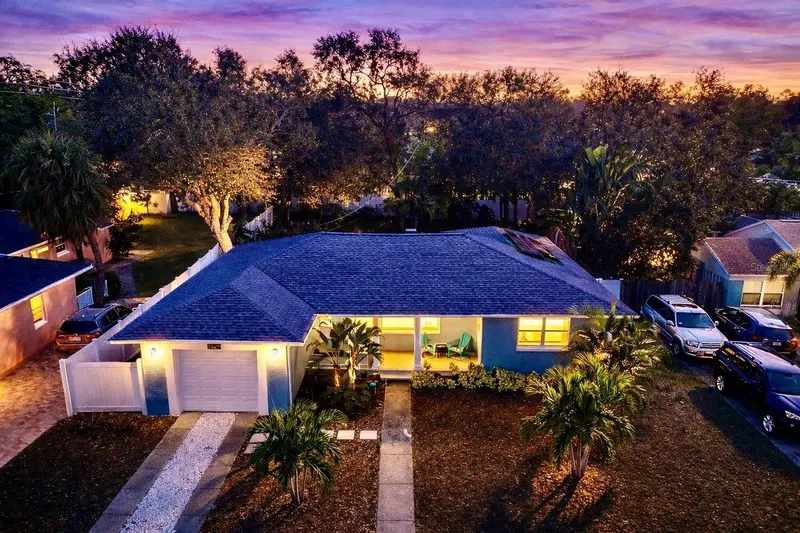 245 Garden Cir S, FL