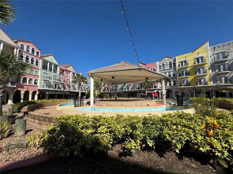 101 Palm Harbor Pkwy #425, FL