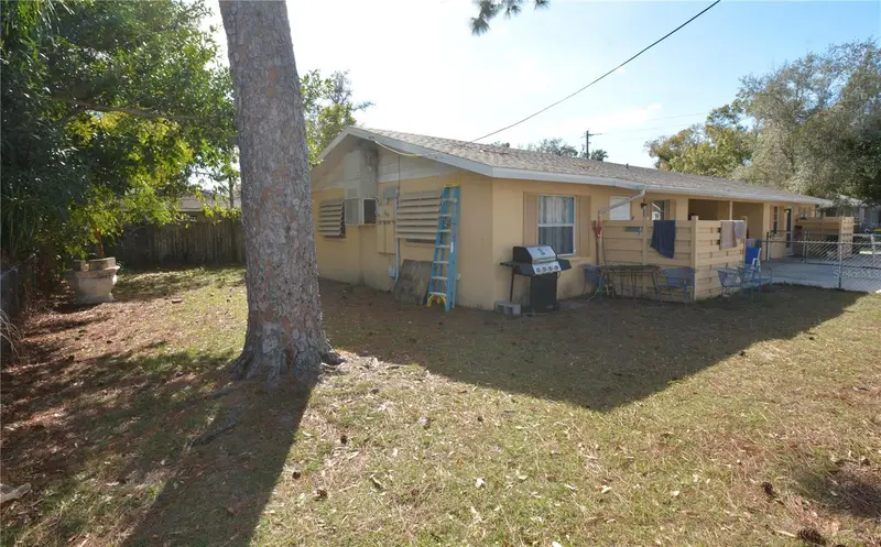 2100 9th St, FL