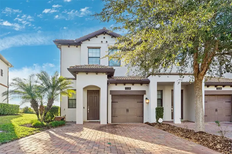 1338 Royal St. George, FL