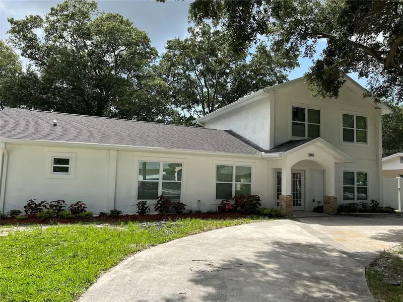 208-210-212 Elizabeth Ave #A,B, FL