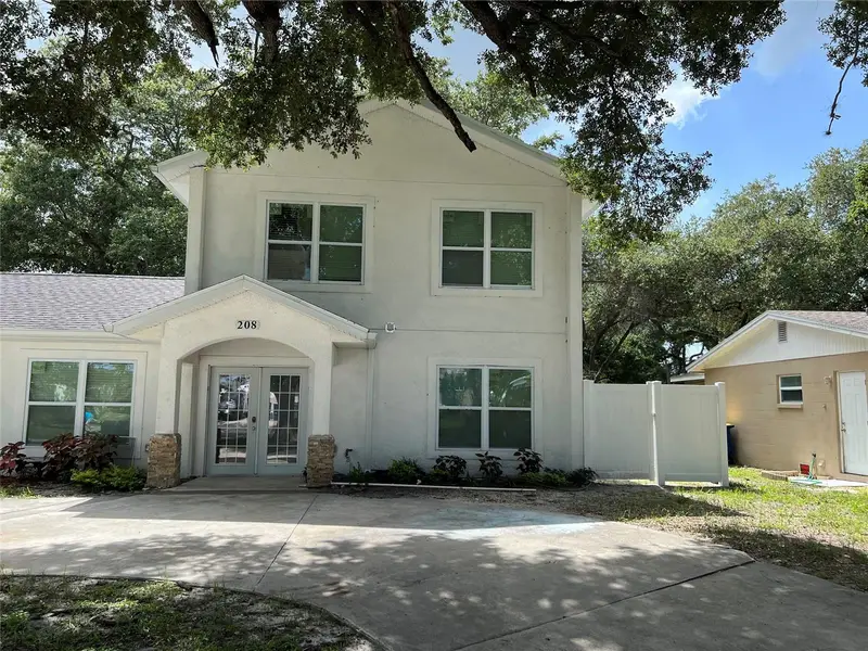 208-210-212 Elizabeth Ave #A,B, FL